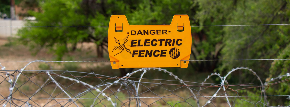 Voltage-electric-fence